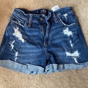 Hollister jean shorts